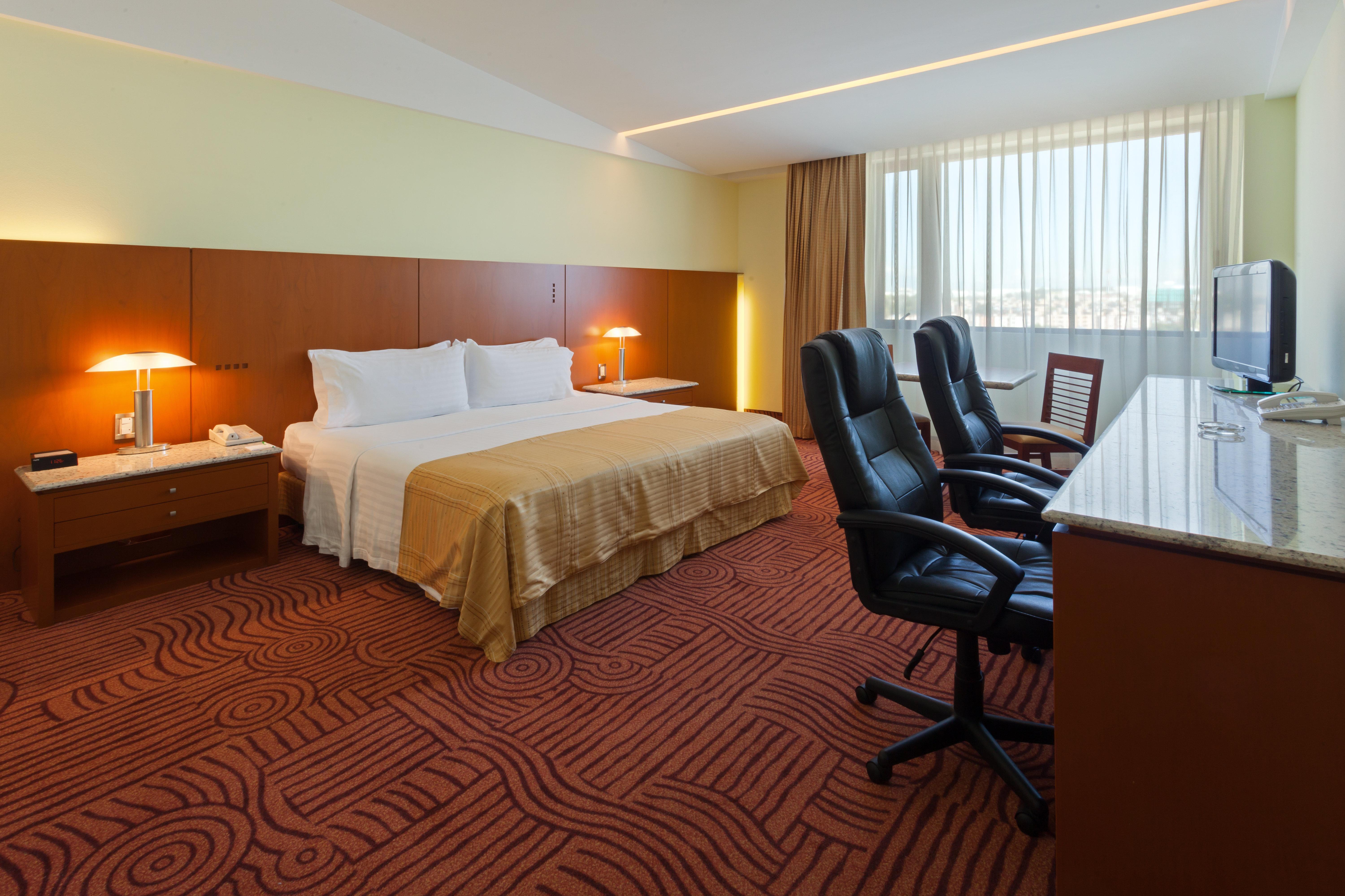 Holiday Inn Puebla Finsa By Ihg Esterno foto