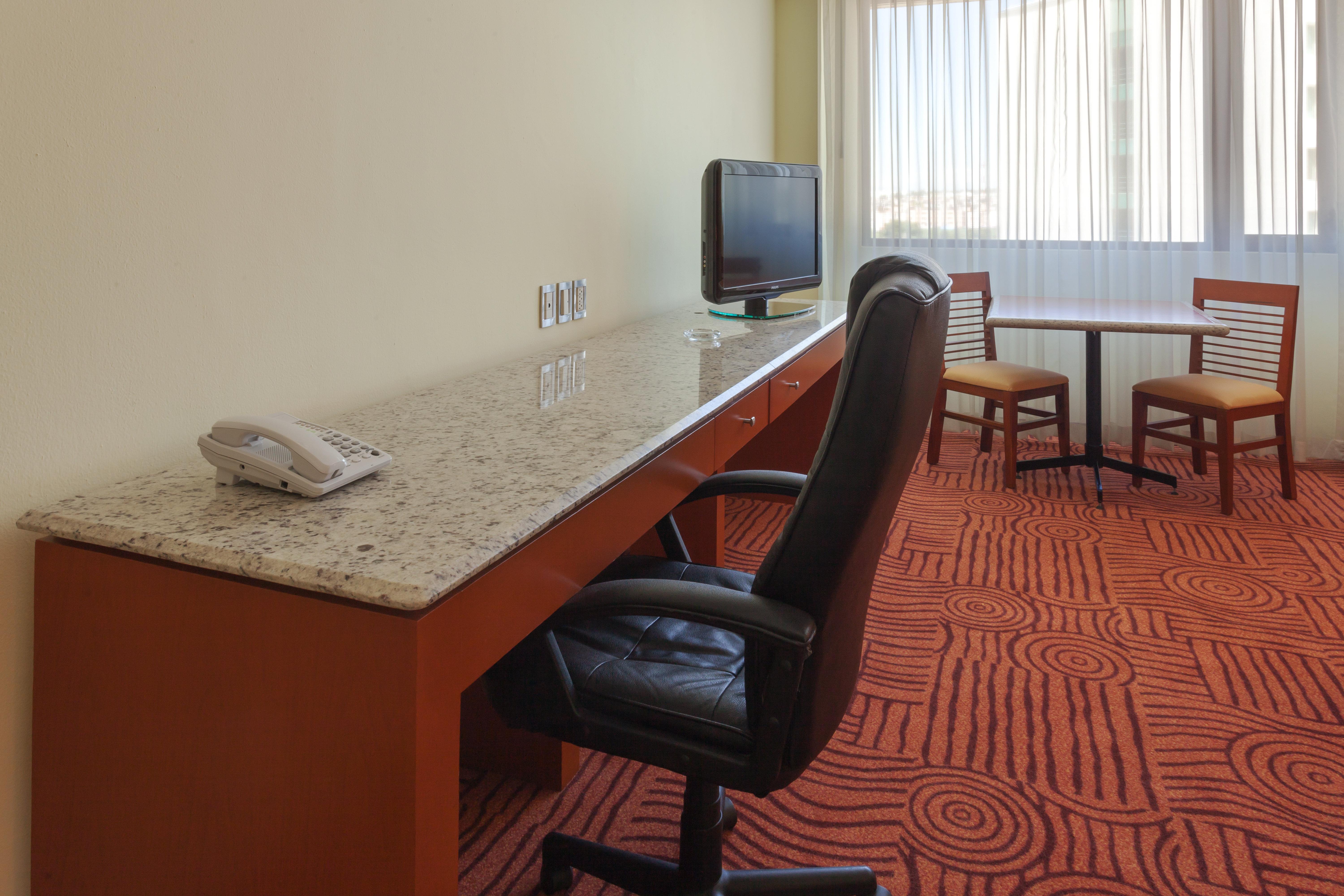 Holiday Inn Puebla Finsa By Ihg Esterno foto
