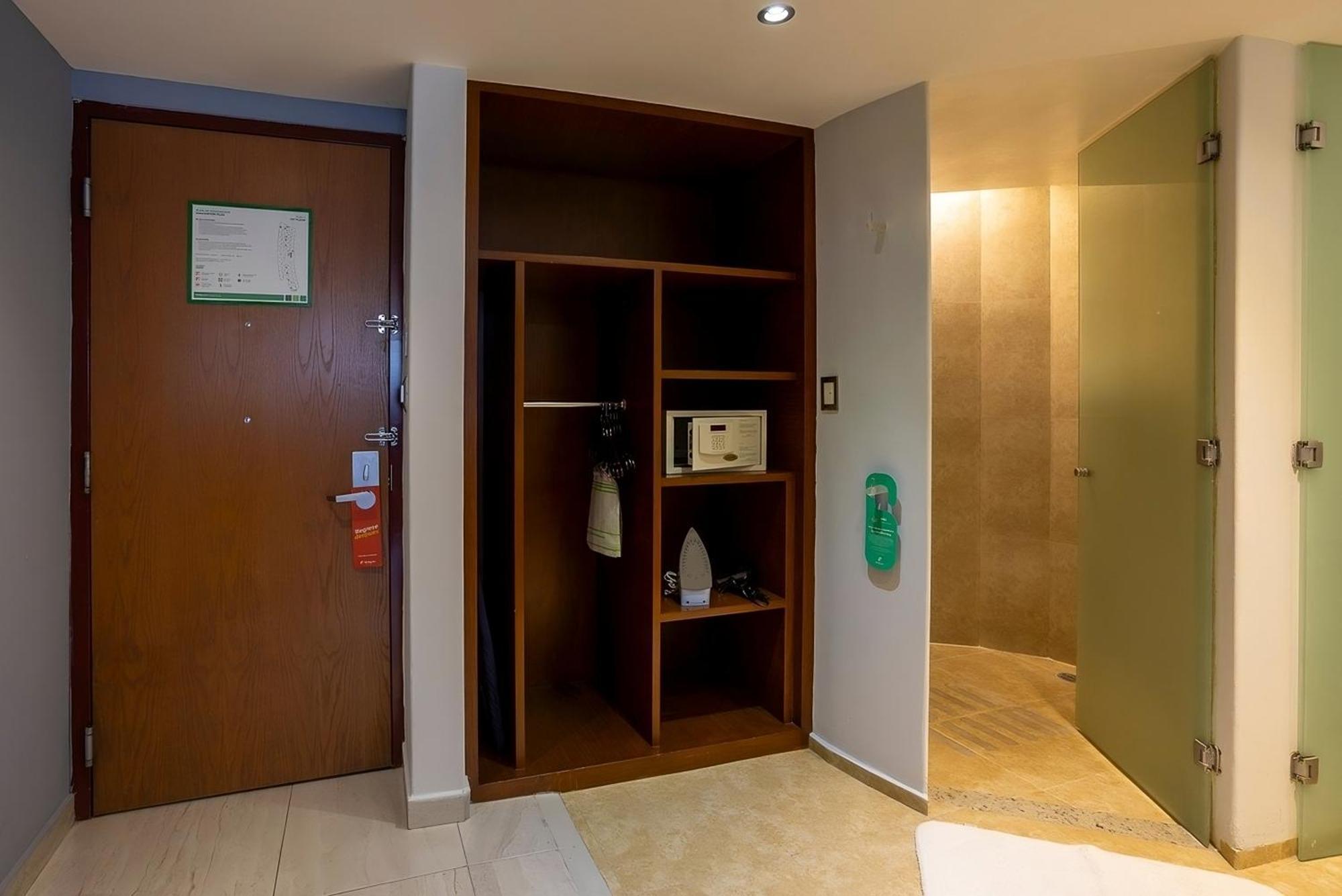 Holiday Inn Puebla Finsa By Ihg Esterno foto